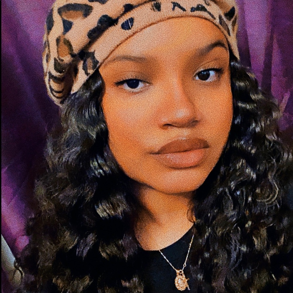 Meet your Posher, Keiera